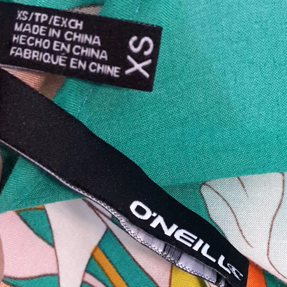 4/$25 O'Neill green floral racerback tie tank top - Picture 5 of 6